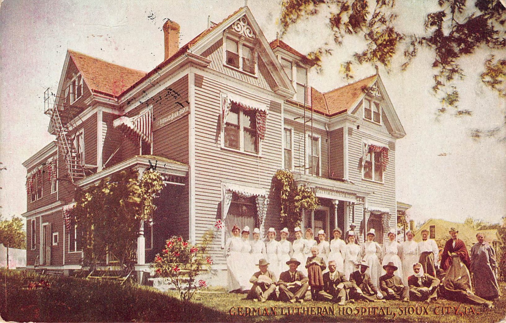 Simplicity Co. Divided Back Postcard, German Lutheran Hospital, Sioux City, 1910 - Front