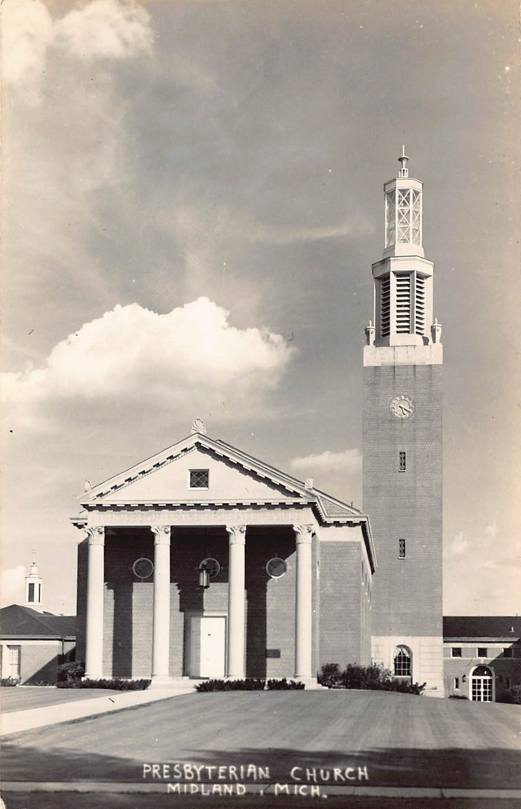 Presbyterian Church, RPPC, Midland, MI, 1940s - Front